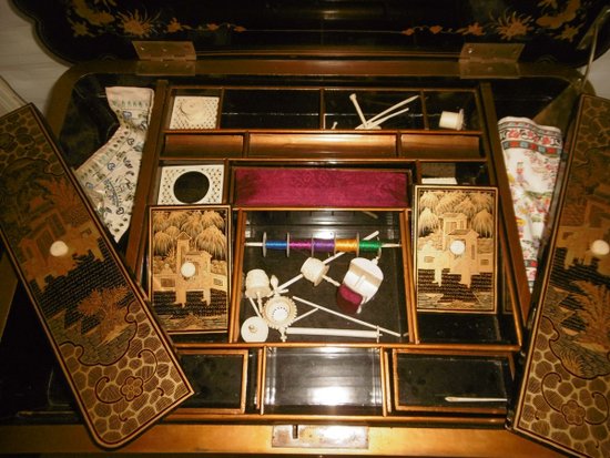 Tavolo da cucito Napoleon III