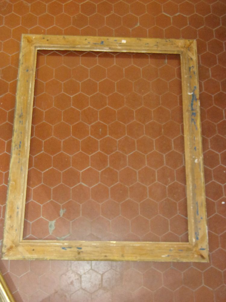 Large 19th century frame, in gilded wood.