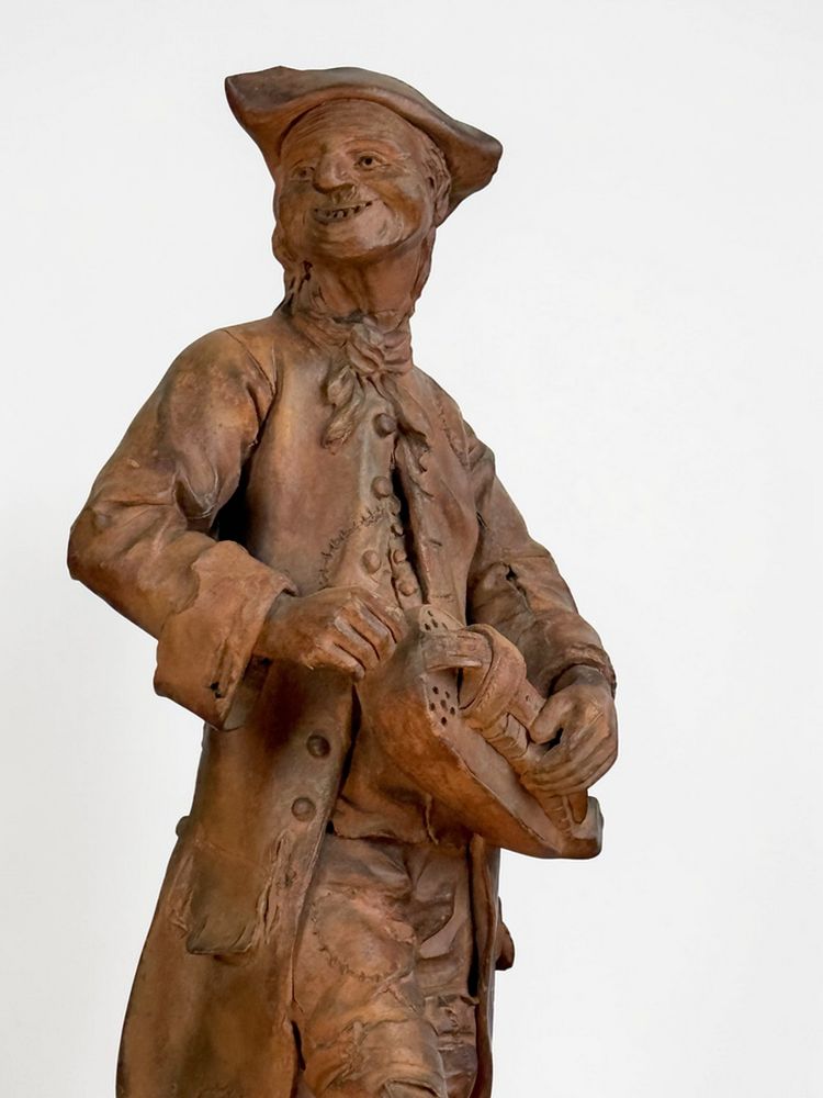 PAIRE DE PERSONNAGES EN TERRE CUITE DU XVIIIe SIGNÉS " HOLAIN 1761 " ECOLE FRANÇAISE