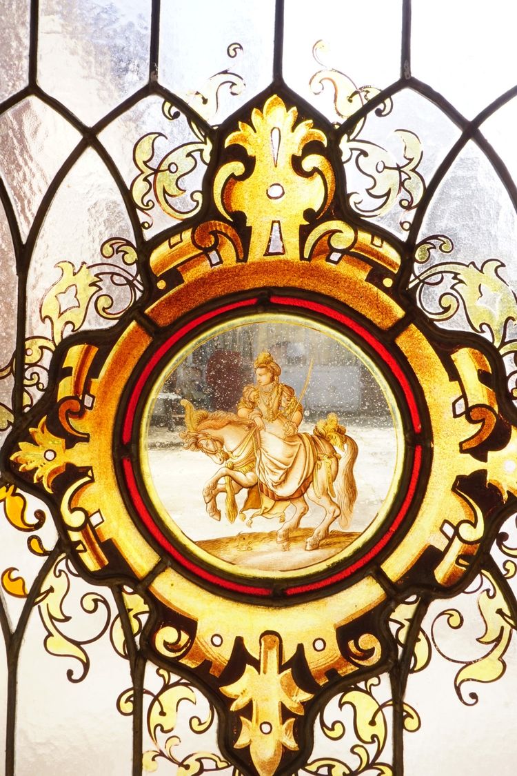 Vitrail - Vitraux - Médaillons aux cavalières