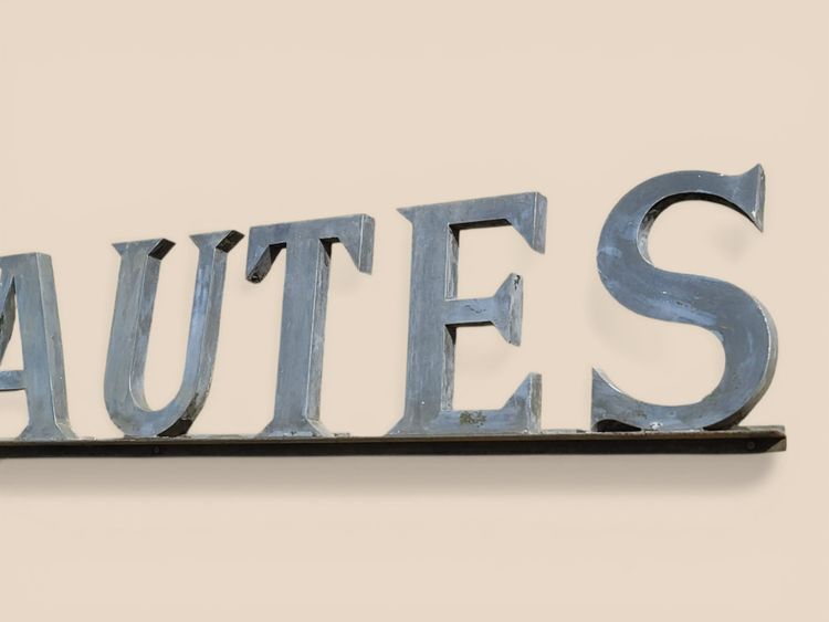 Insegna in zinco "Nouveautés", anni '50