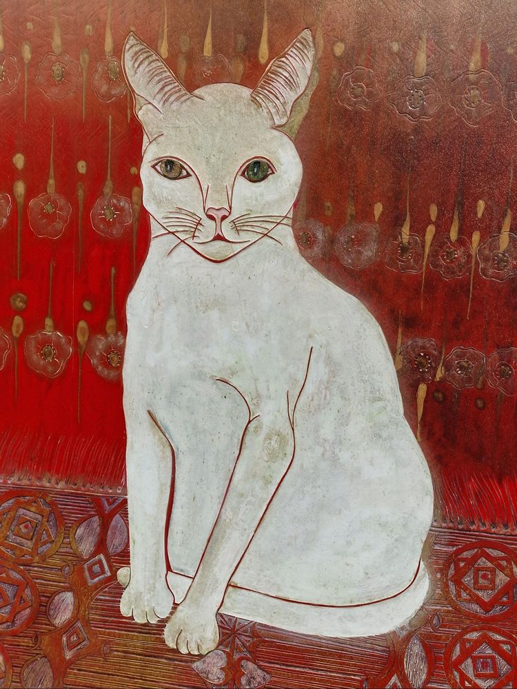 Important panneau en laque art déco chat blanc au tapis persan rouge khao manee thailande
