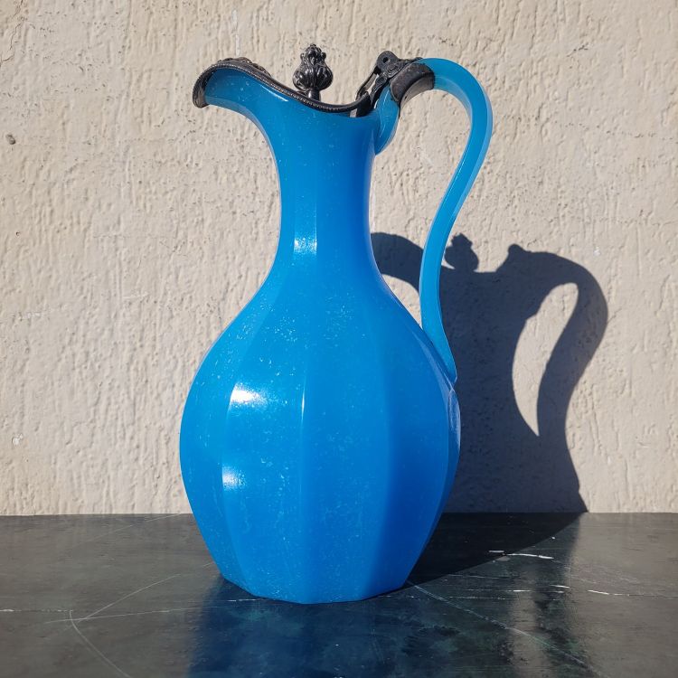 Blaue Glaspastenkanne, Mitte des 19. Jahrhunderts