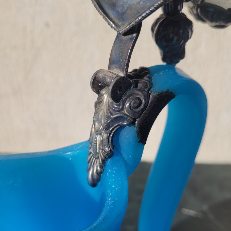 Blaue Glaspastenkanne, Mitte des 19. Jahrhunderts