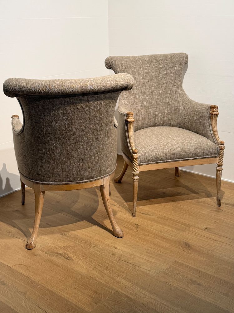 Paire de chaises françaises vintage
