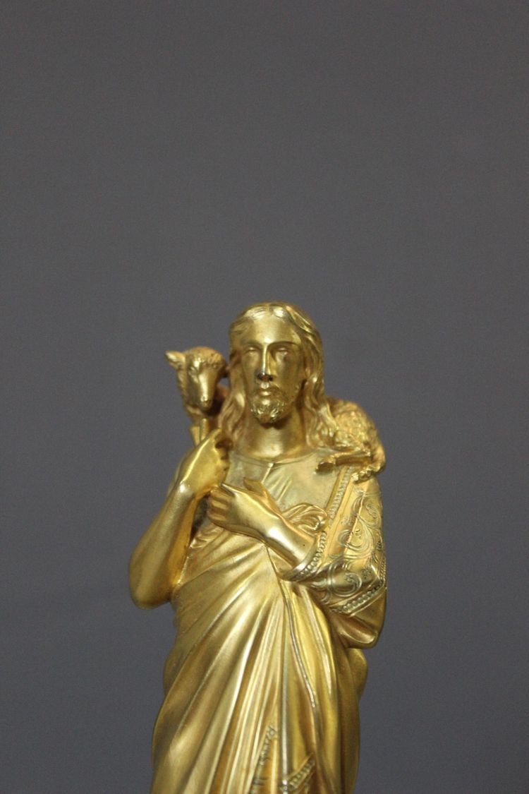 Vergoldete Bronzeskulptur von Christus dem Guten Hirten, um 1900
