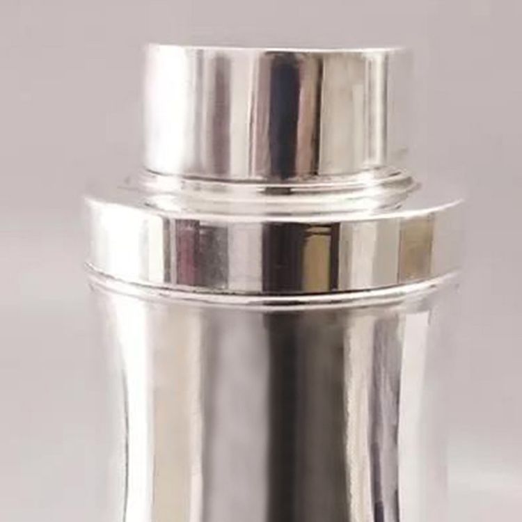 Seltener  Cocktailshaker aus Edelstahl für Macabo aus den 1950er Jahren.