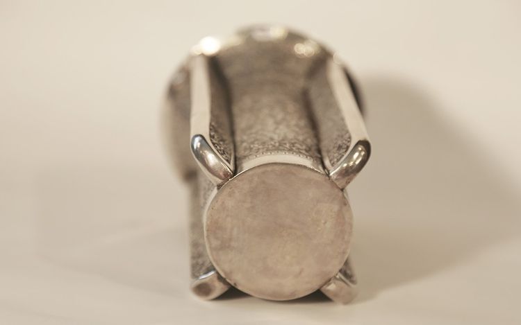 Solid silver vase Vietnamese, 385,5 g