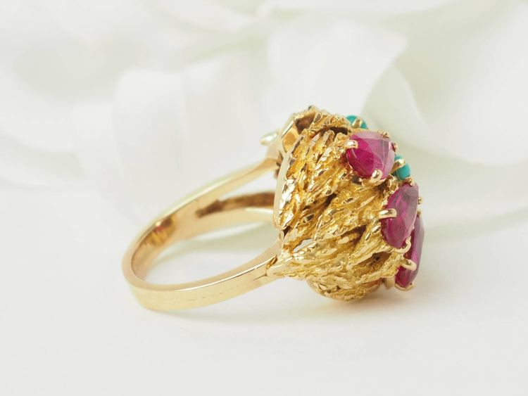 Bague ancienne fleur en or jaune 18 carats rubis et turquoises 
