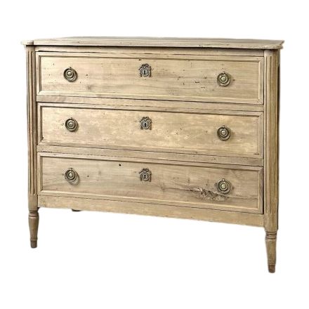 Commode Louis XVI en noyer brut circa 1800