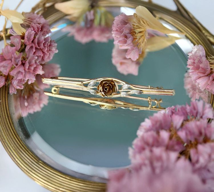 Brosche Spange Rosenknospe