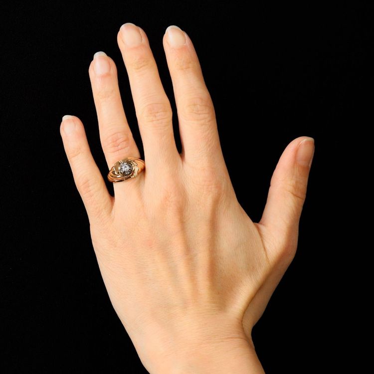 Bague or rose diamant godronnée