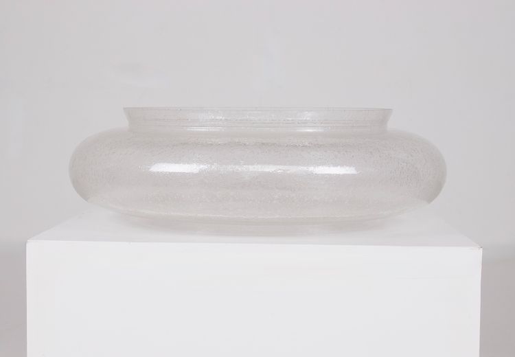 Large round ceiling light in bubble-blown glass, circa 1970