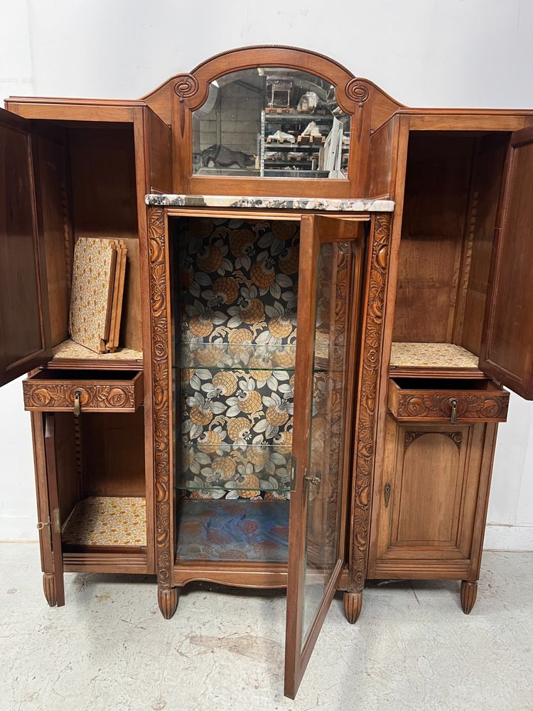 Buffet d'époque Art Déco en noyer massif XX siècle