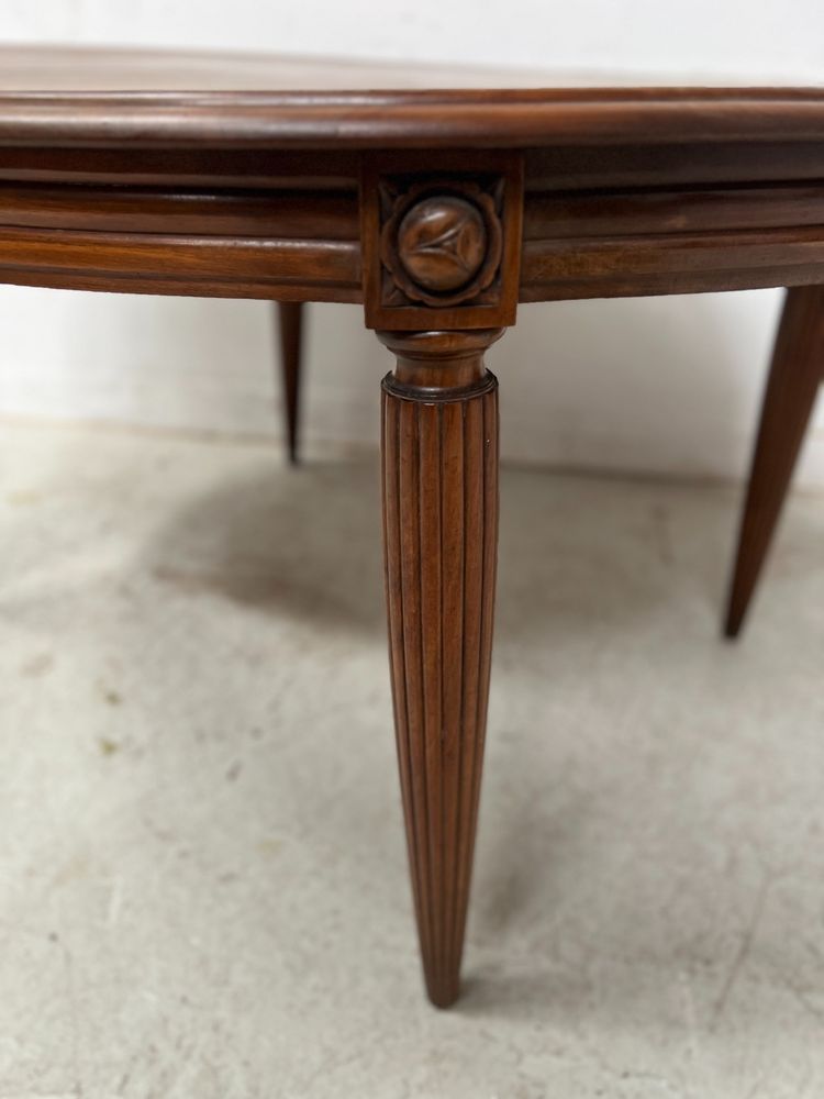 Art Deco table in solid walnut XX century