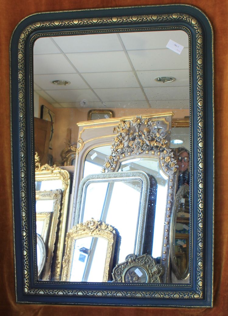 93 x 135 cm Miroir de cheminée ancien, moulure Louis Philippe perlée, patine et dorure