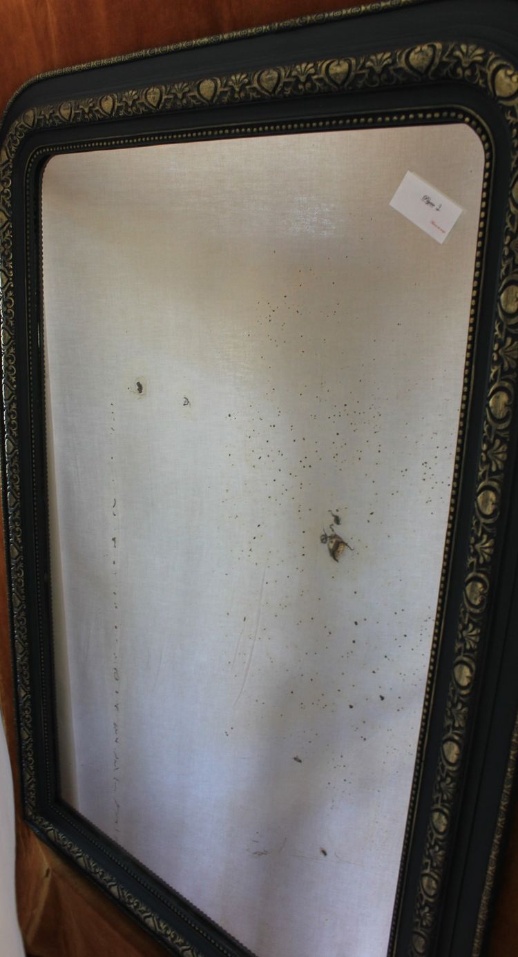 93 x 135 cm Miroir de cheminée ancien, moulure Louis Philippe perlée, patine et dorure