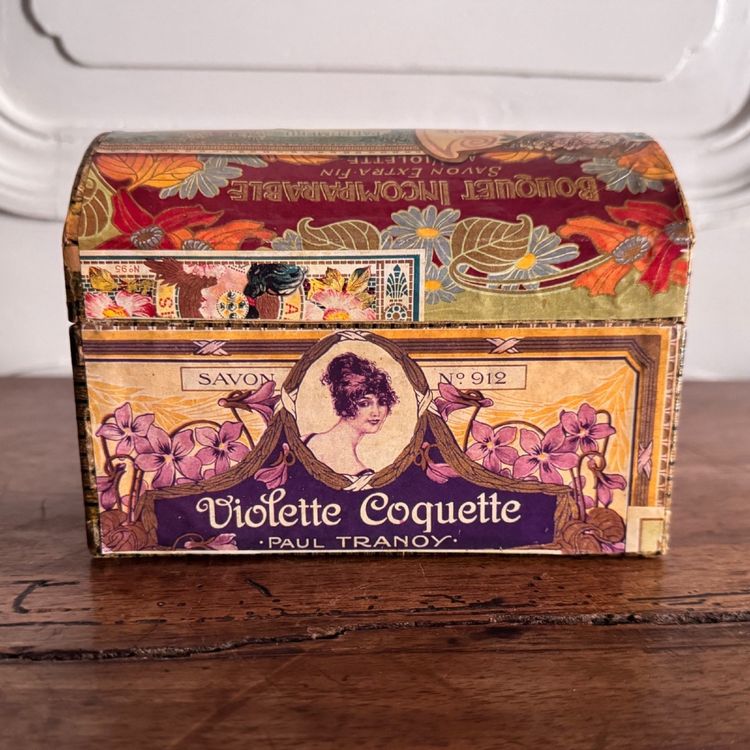 Werbebox 1900 Eau de Cologne Bouquet Superfeine Seife