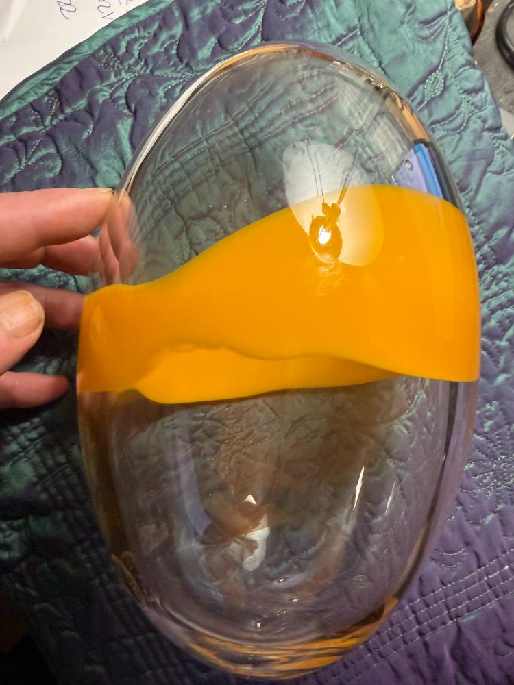 Large blown crystal egg by Rönnquist , Design Bjorn Rönnqvist , Made Hand Quality