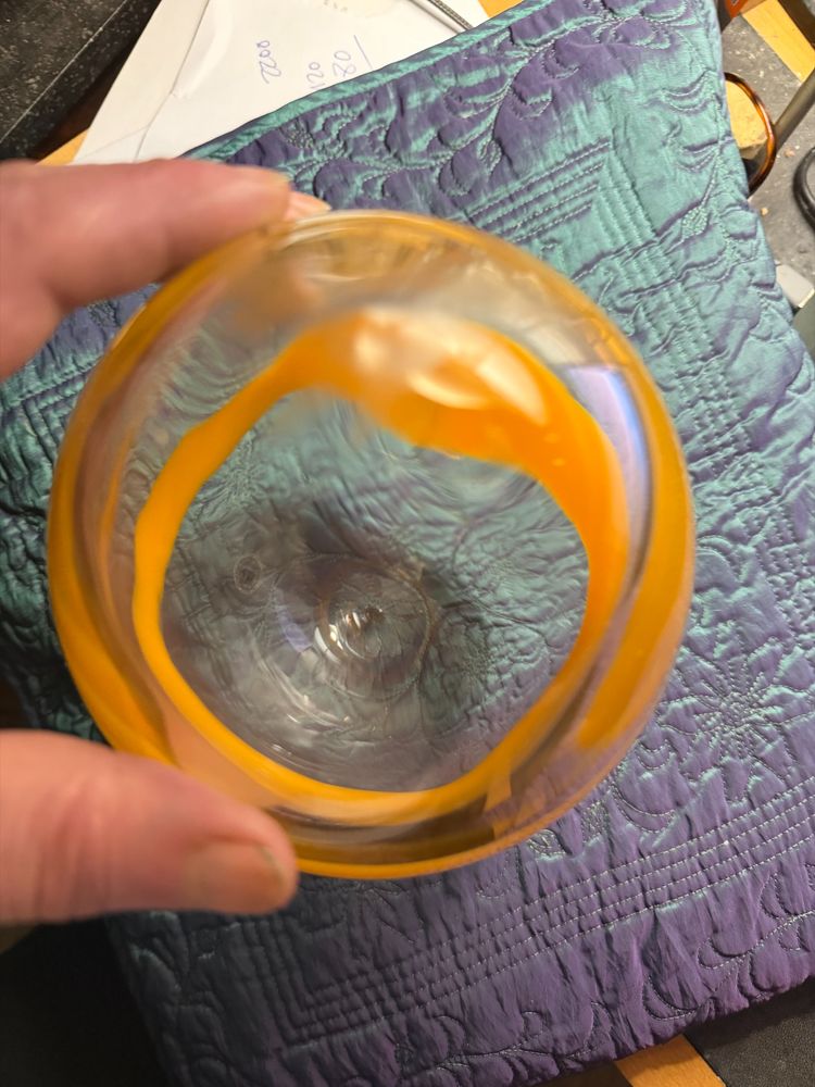 Large blown crystal egg by Rönnquist , Design Bjorn Rönnqvist , Made Hand Quality