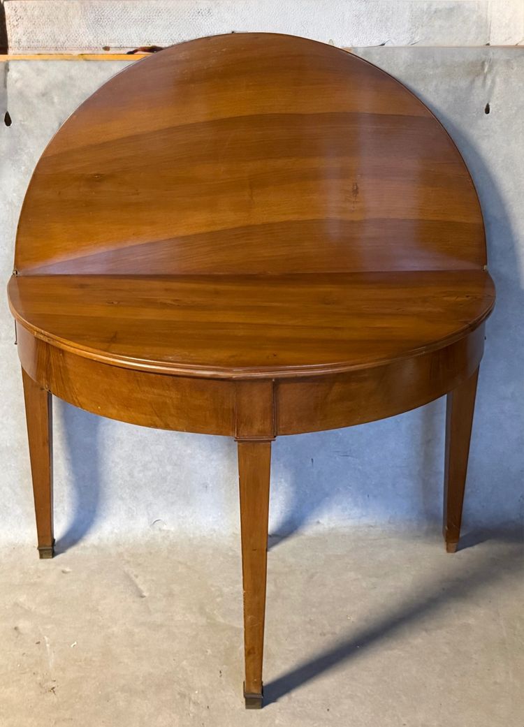 Table demi-lune en noyer