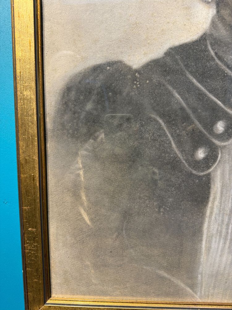 Antico stupendo ritratto realizzato a carboncino su carta, di dama Liberty 1920, 81x58cm. 