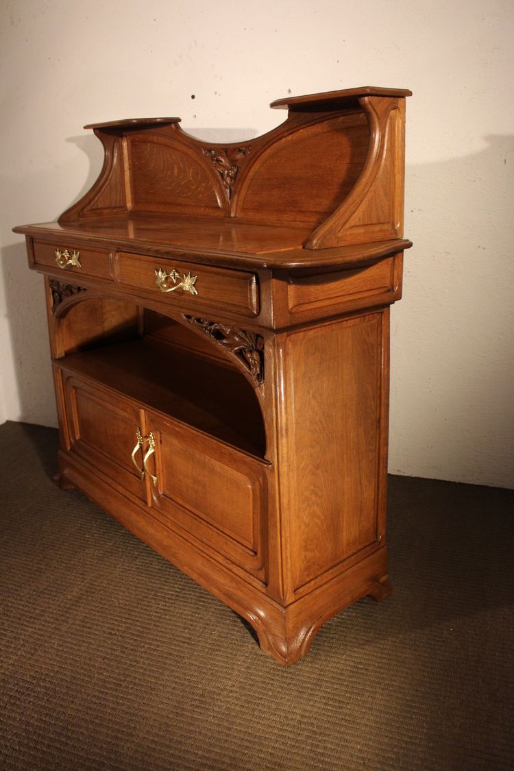 Servierwagen im Jugendstil