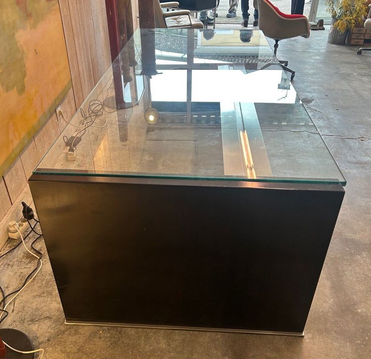 Scrivania T403 di Osvaldo Borsani per Tecno, anni '70