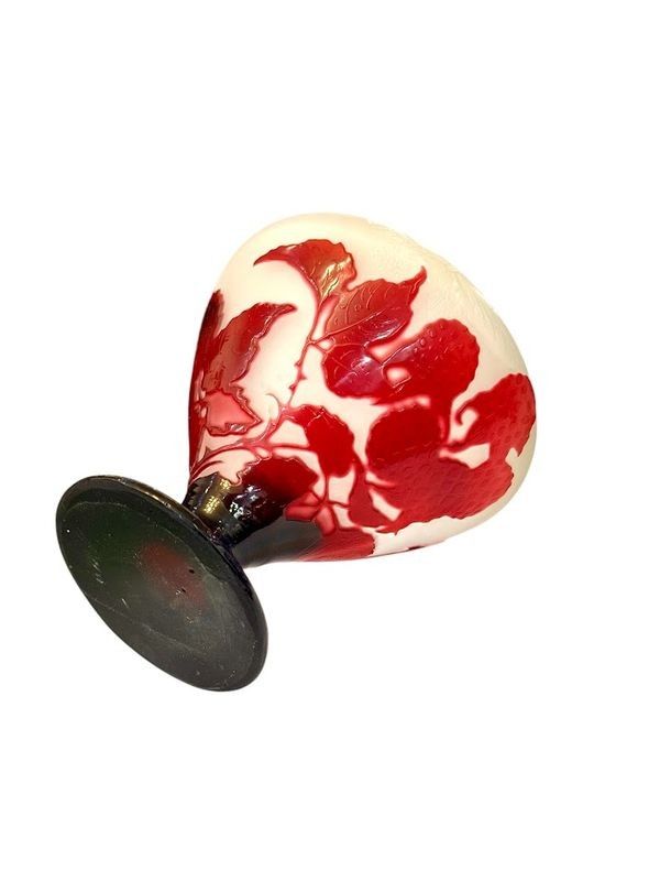 D'Argental Vase "Raspberries and Butterfly"