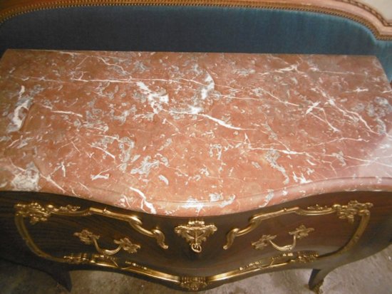 Commode Louis XV Galbée
