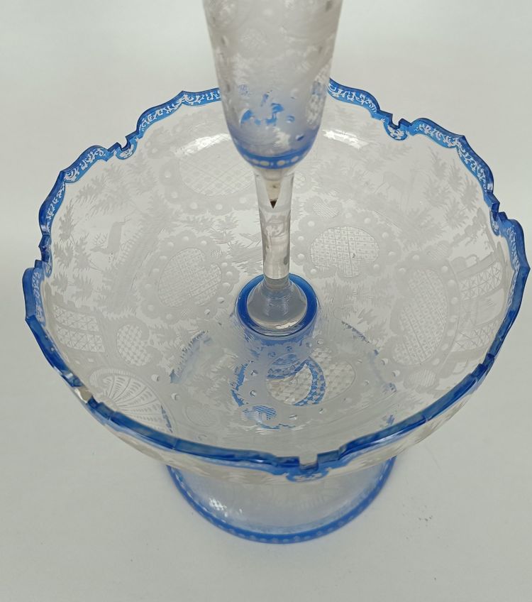 Böhmisches Glas-Mittelstück – 19. Jahrhundert