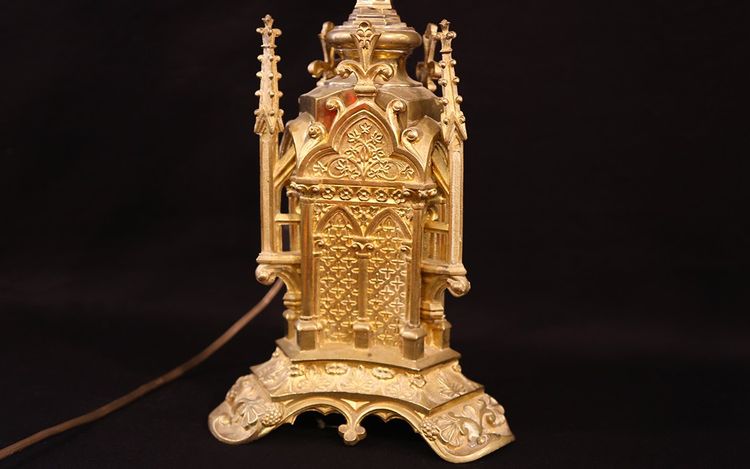 Gilt bronze gilt bronze Gothic decorated base