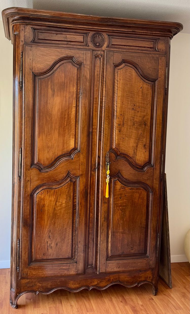 Armoire Noyer XVIII siècle 