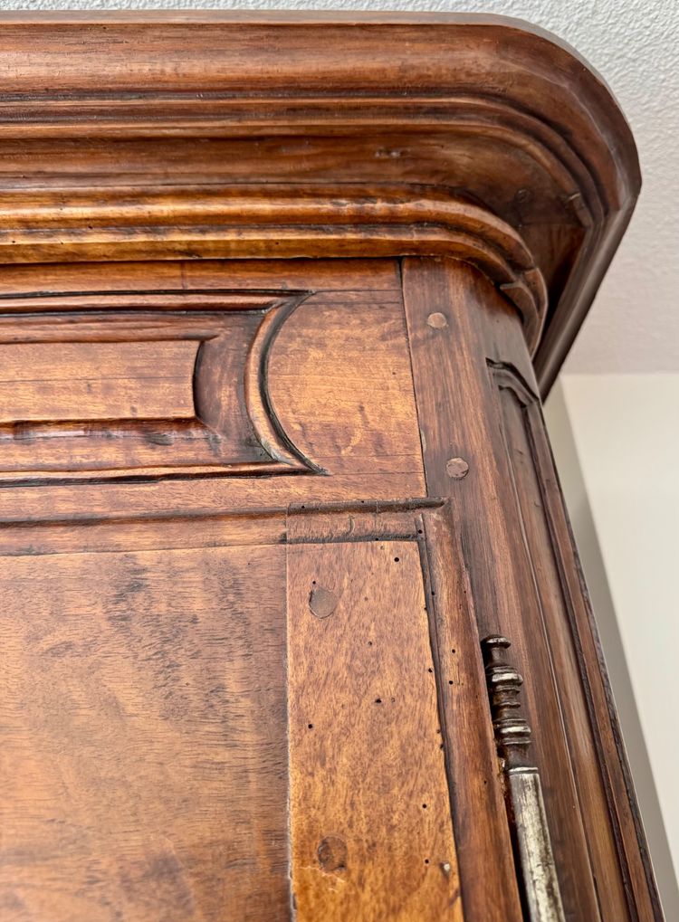 Armoire Noyer XVIII siècle 