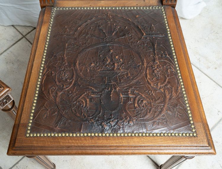 Ensemble de six chaises françaises du XIXe siècle.