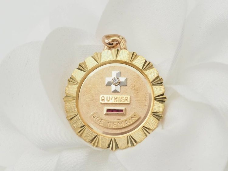 Augis Medal “More Than Yesterday Than Tomorrow” Yellow Gold Diamond Ruby – Love Jewel