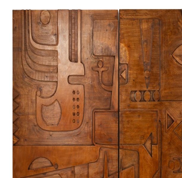 Sieg von Segonzac. Geschnitztes Holz-Triptychon. Zeitgenössisch. LS67765019