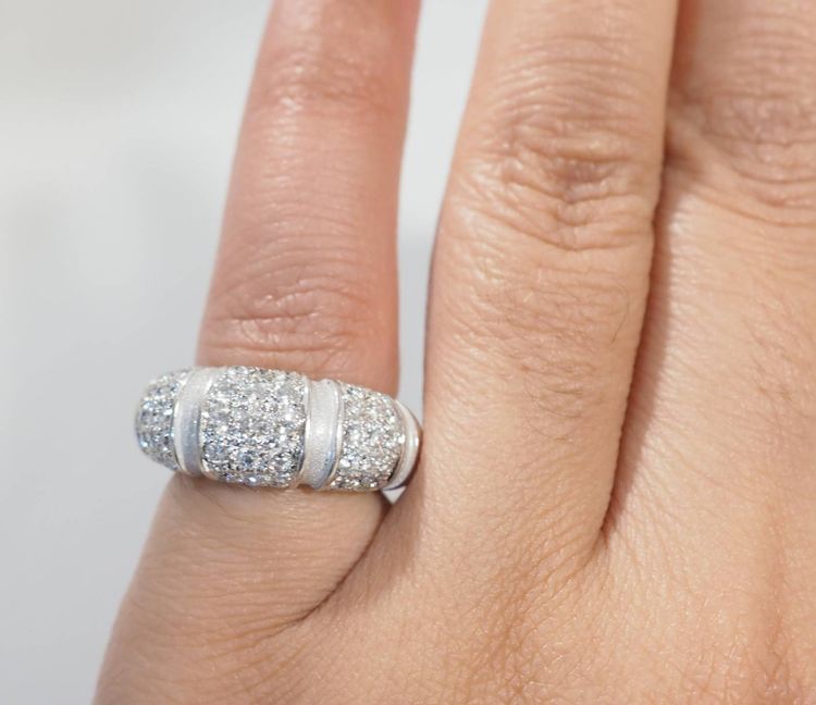 Bague Pavage Mauboussin Nadja en or blanc et diamants