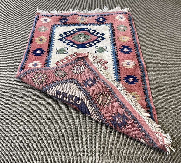 Tapis d'orient en laine fait main - 1m40x85cm