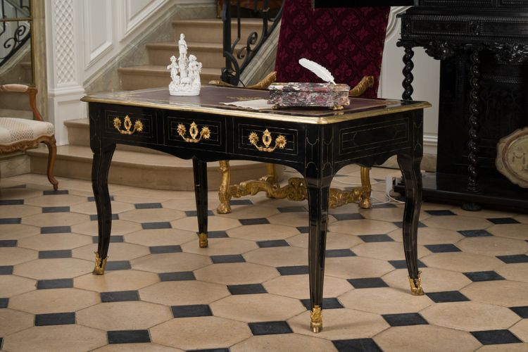 Scrivania piatta in stile Regency