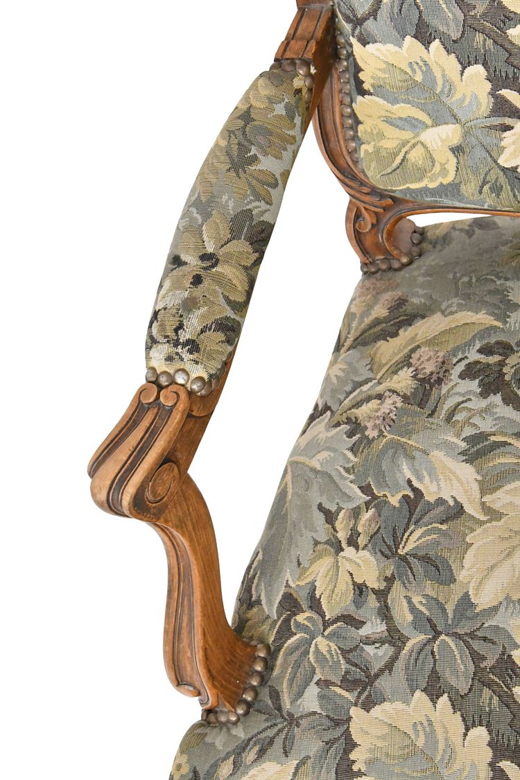 Coppia di poltrone in stile Luigi XV dette "à la Reine".