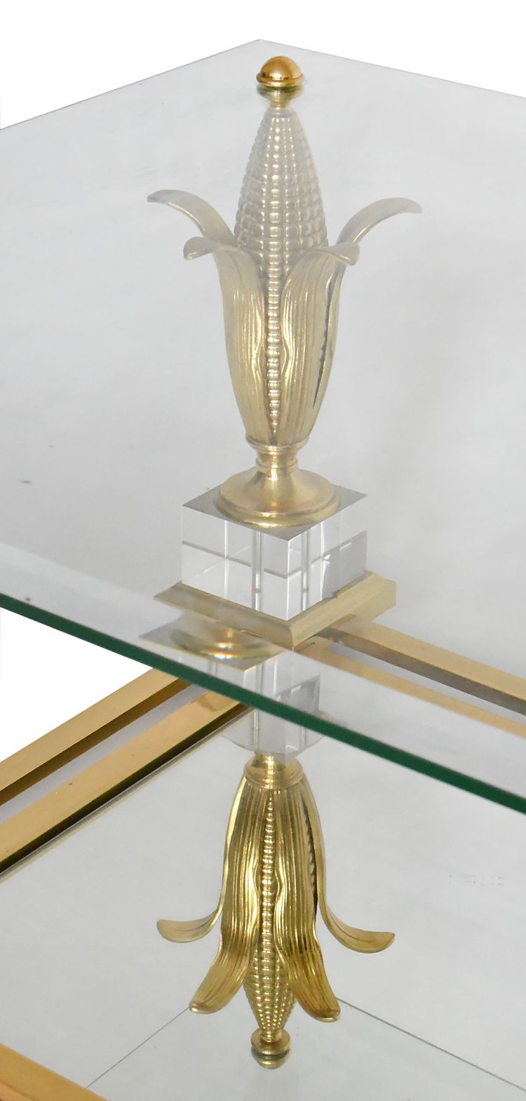 Table basse en laiton doré et verre à décor des épis de maïs 