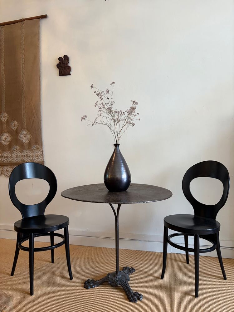 TABLE DE JARDIN OU TABLE BISTROT EN MÉTAL.