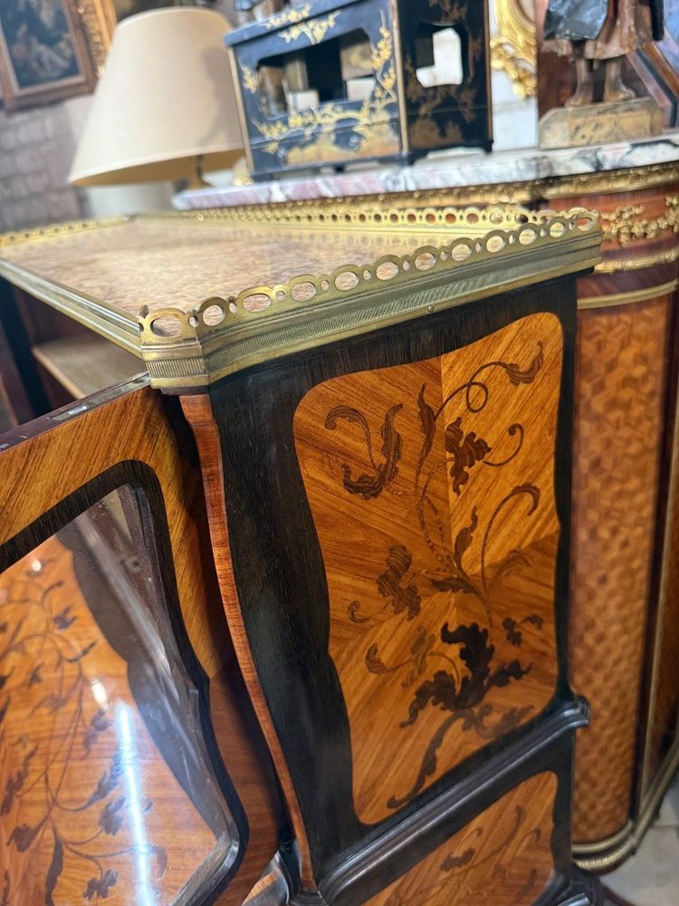 SECRETAIRE A CYLINDRE FORMANT VITRINE