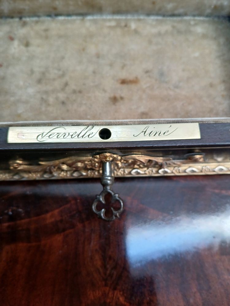 Coffret signé vervelle