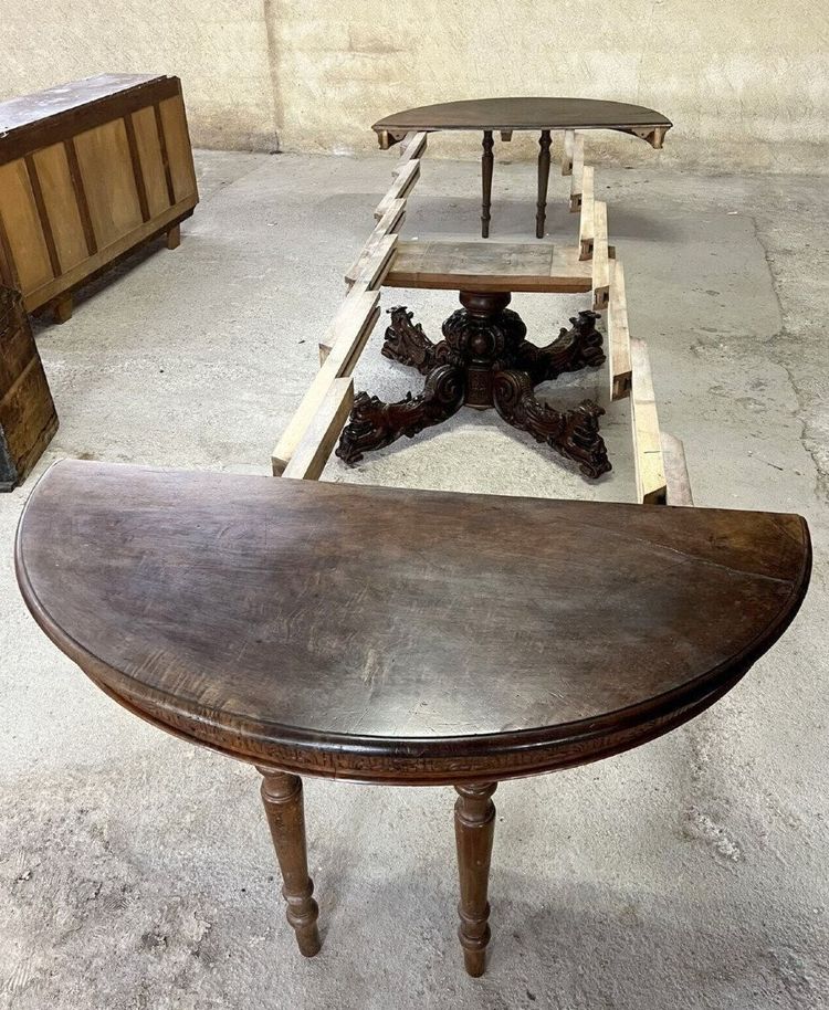 Immense Table A Allonges Style Renaissance En Noyer Massif ( 504 Cm )
