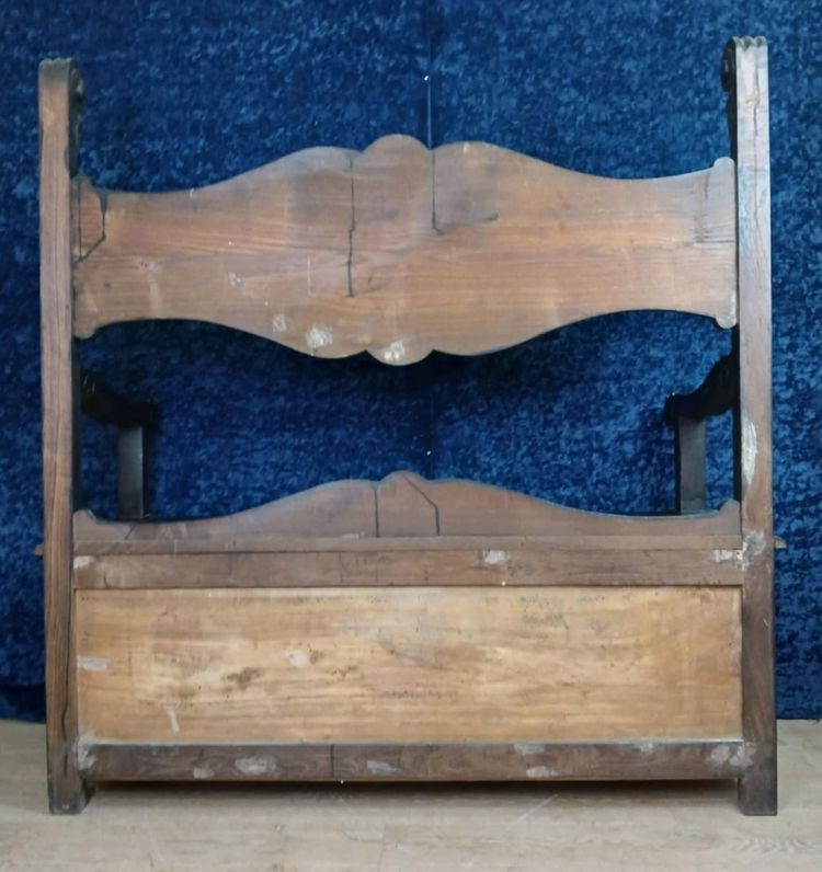Panca contenitore in legno massello in stile rinascimentale italiano