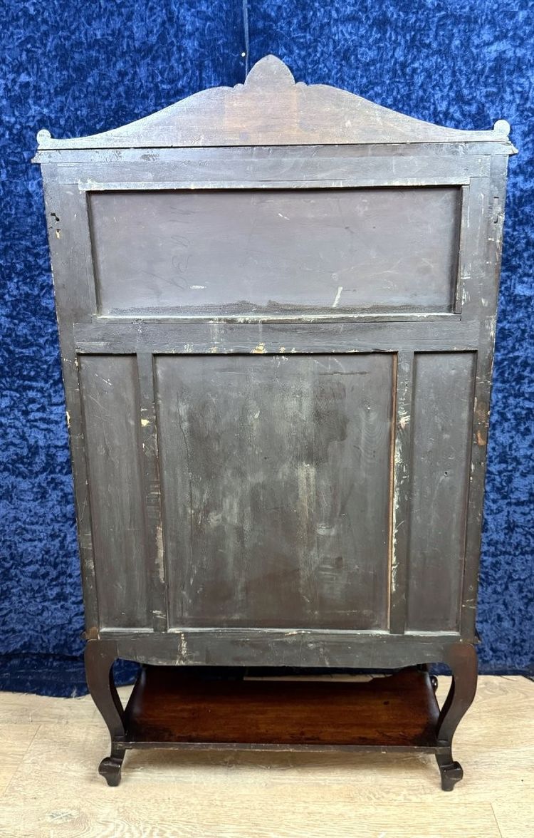 State-of-the-art mahogany cabinet from the Napoleon III era, circa 1880