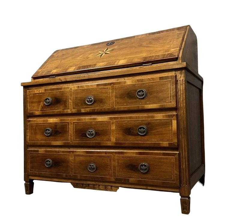 Louis XVI period chest of drawers in burr walnut with marquetry decoration