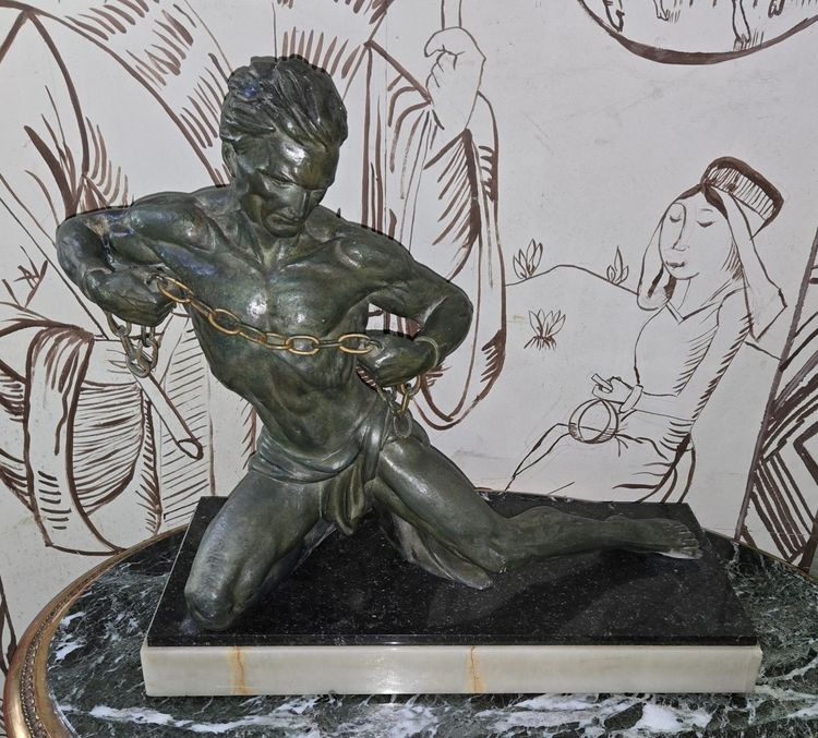 Art Deco sculpture by Jean de Roncourt